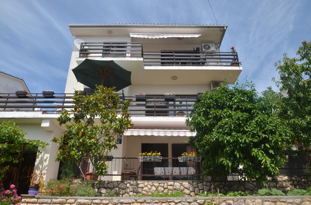 Apartments Ivana Dramalj Ngoại thất bức ảnh